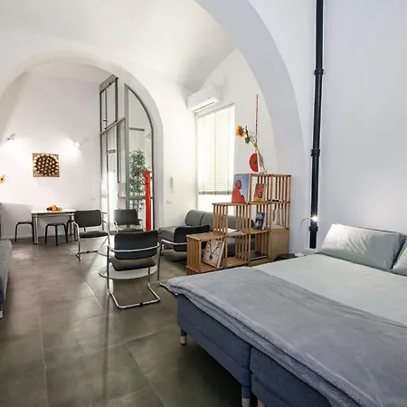 Guesthost - Prati Cozy Loft Near Lungotevere Apartamento Roma
