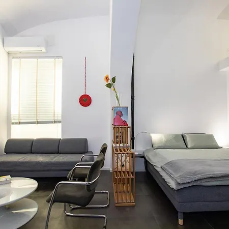 Guesthost - Prati Cozy Loft Near Lungotevere Apartamento *