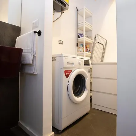 Guesthost - Prati Cozy Loft Near Lungotevere Apartamento