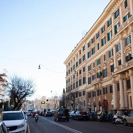 Guesthost - Prati Cozy Loft Near Lungotevere Apartamento Roma